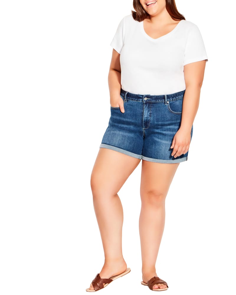 Plus size model wearing Kora Denim Short by avenue | Dia&Co | dia_product_style_image_id:197464